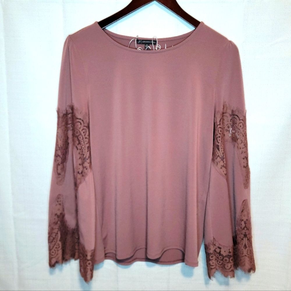 Adrianna Papell Mauve Bell Sleeve Top Size Medium